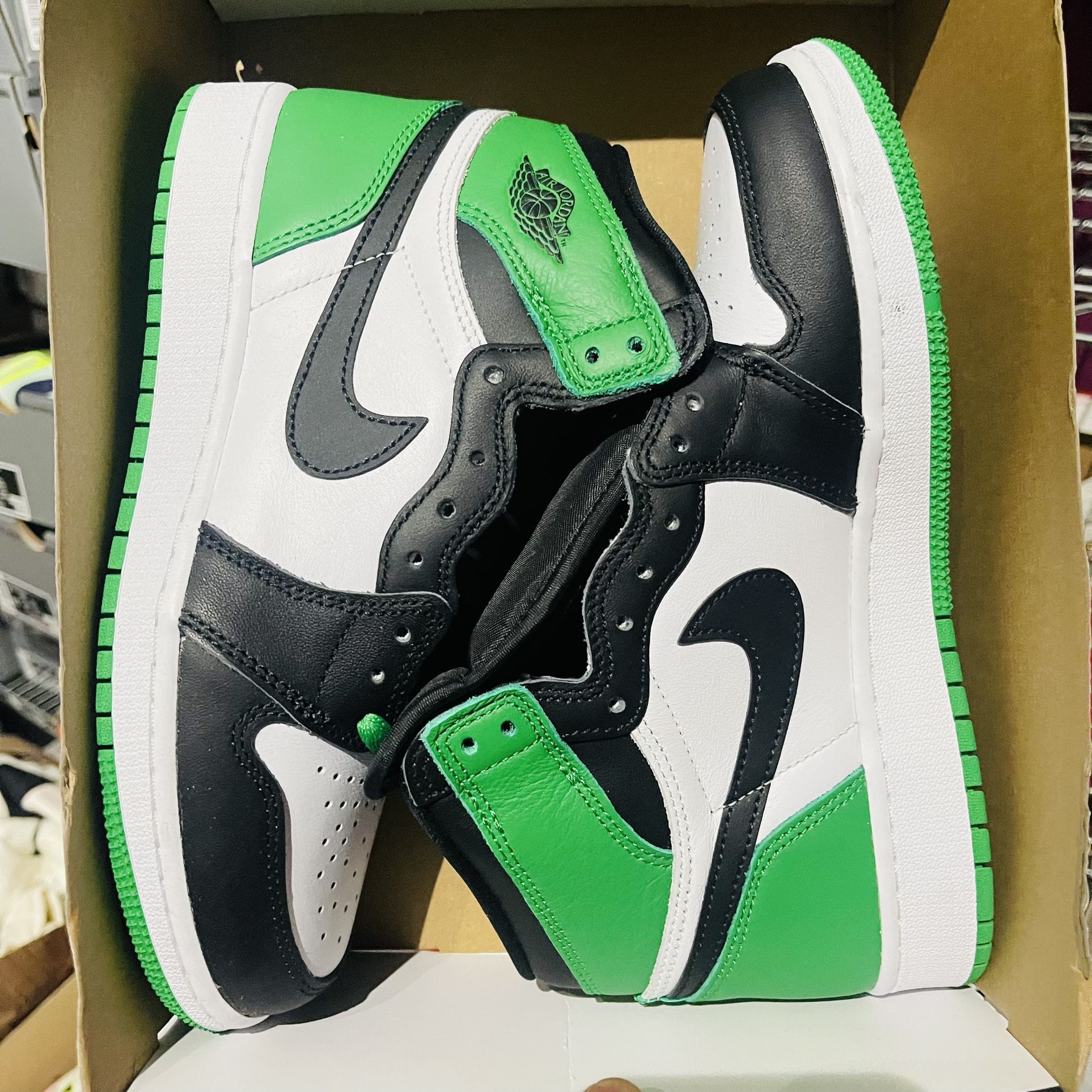 Women’s Size 7.5 Nike And Jordan Shoes