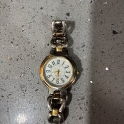 Vintage Women’s Two-Tone Wristwatch