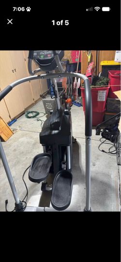 Elliptical Trainer Machine