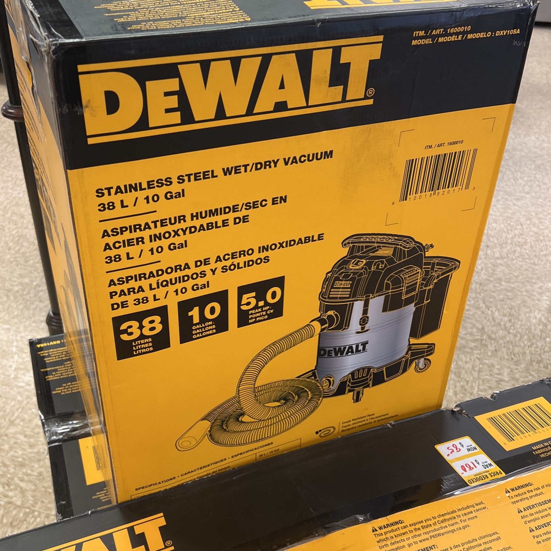 New In Box Dewalt 10 Gal Shop Vac 