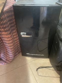 Retro Mini Fridge