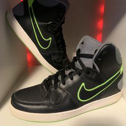 NIKE Air FORCE Mids Size 11 Super Clean 🧼