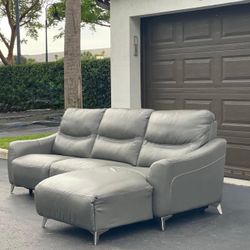 🛋️ Sectional Couch/Sofa - Leather - Recliner - Delivery Available 🚛