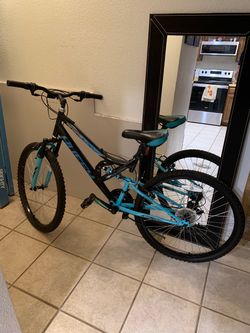 Woman’s mountain Bike