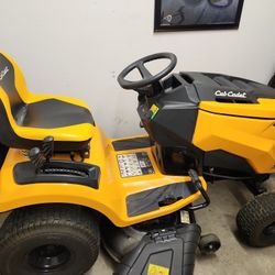 Cub Cadet Lawn Mower