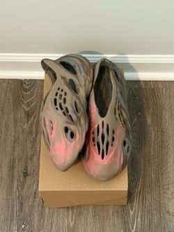 Adidas Yeezy Foam MX Sand Grey Size 12
