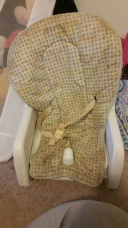 Toddler eating chair