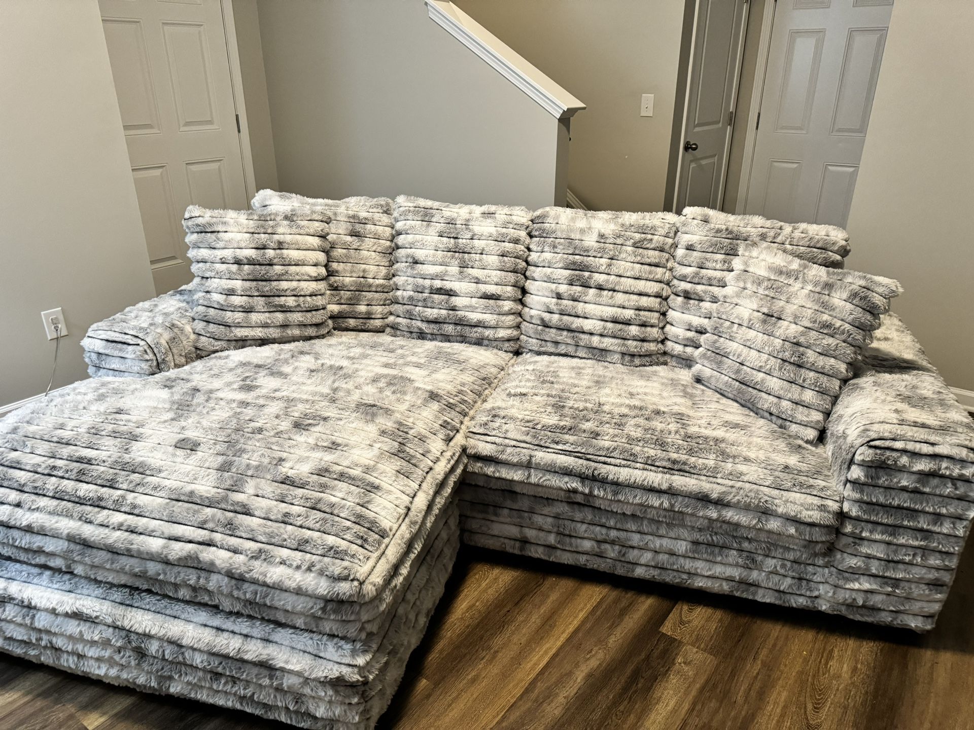 Grey/White Sectional