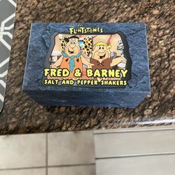 Salt And Pepper Shaker 