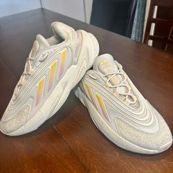 ADIDAS Women’s ‘Ozelia’ Cream White Acid Orange- Size 8 #HQ6658