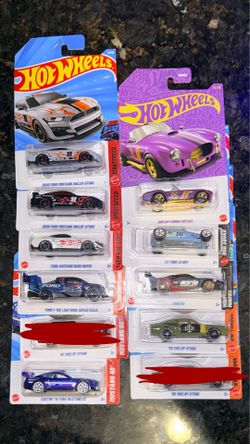 (Ford) hot wheels 9 cars lot