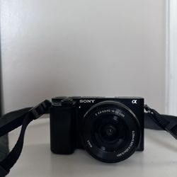 Sony Alpha a6000 Mirrorless Digital Camera
