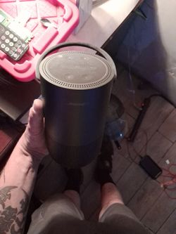 Bose Soundlink Bluetooth speaker