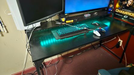 Large Computer Desk with dual Monitor Arms