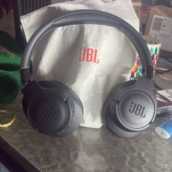 JBL TUNE770NC