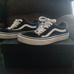 Women's Size 8 Vans