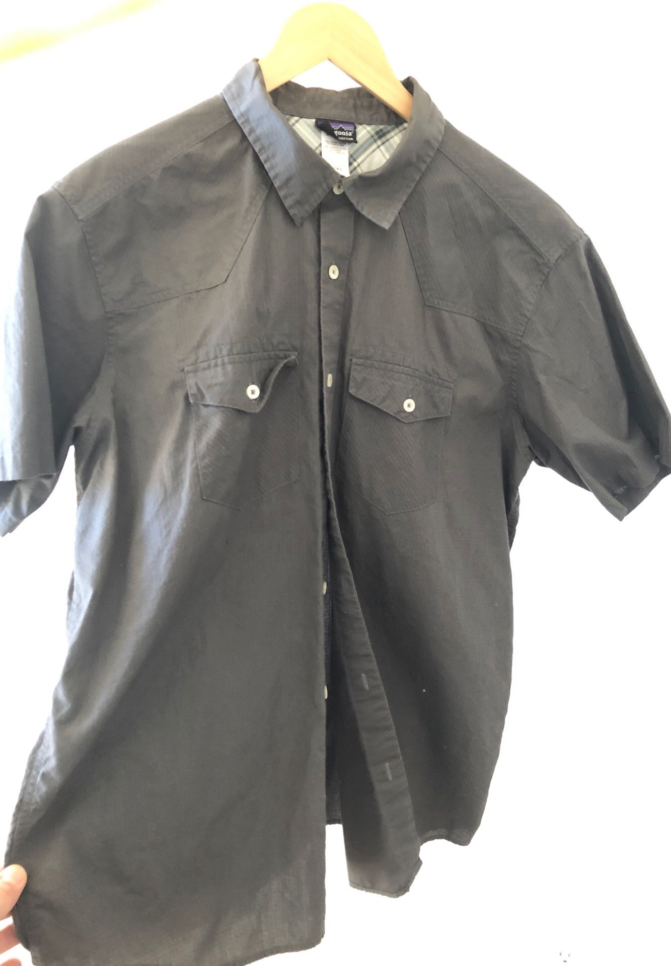 Patagonia Mens button down ss