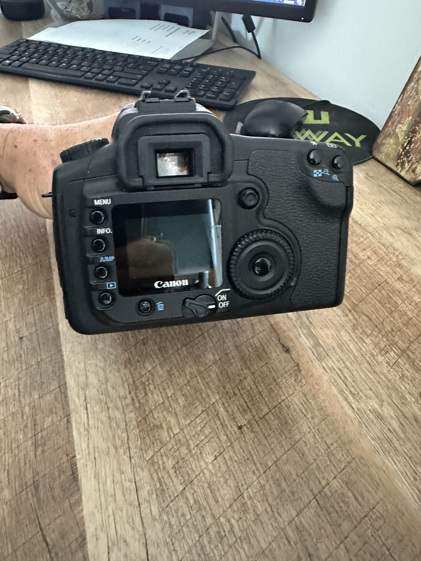 Canon EOS 20D 2008 W Extra Lens And Bag
