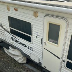 2005 Forest River Wildwood T23
