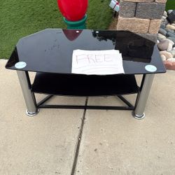 Free TV Stand In Good Condition! Free! 