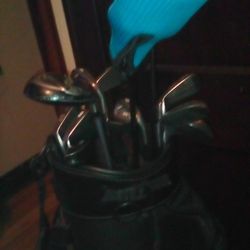 Golf Bag With Clubs