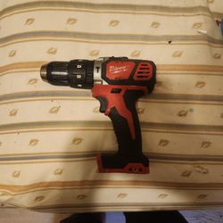 18v Milwaukee Hammer Drill