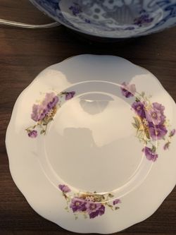 Royal Standard fine bone china vintage plate