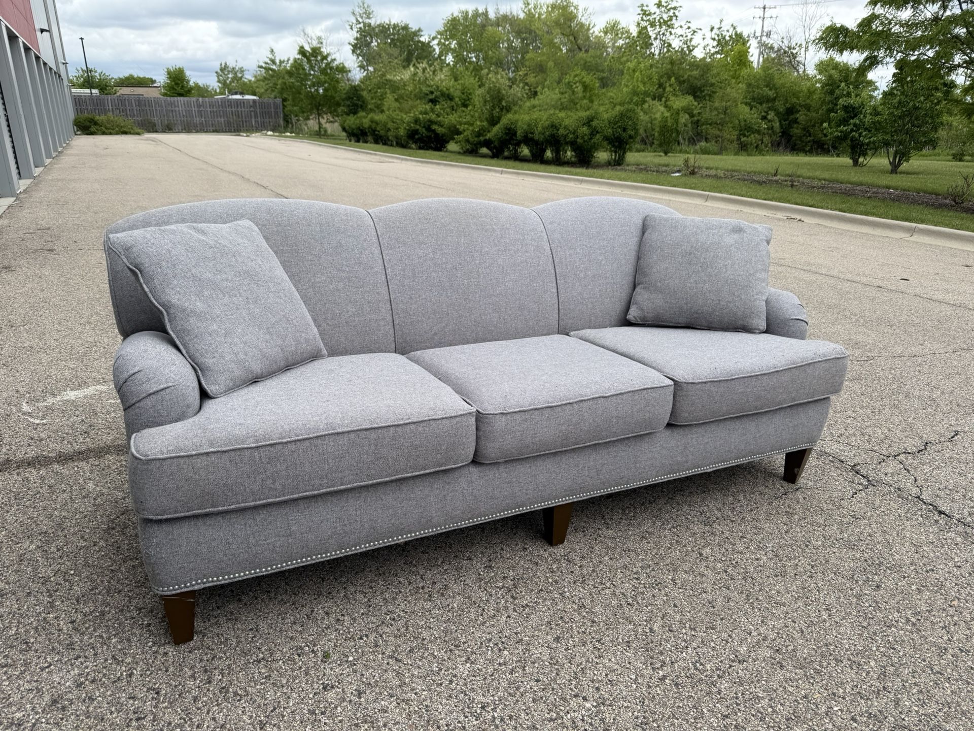 Elegant 3-Cushion Gray Sofa • Clean & Comfy! ***Free CurbSide Delivery***