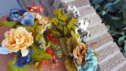 3 bunches of flowers