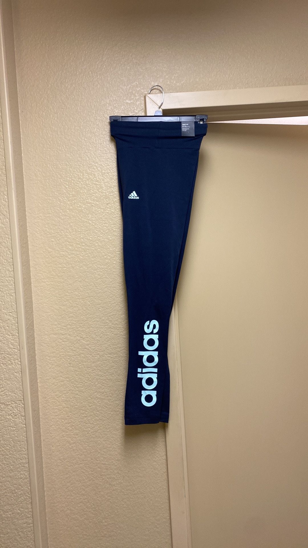 Adidas leggings