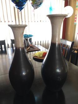 Decorative vase pair