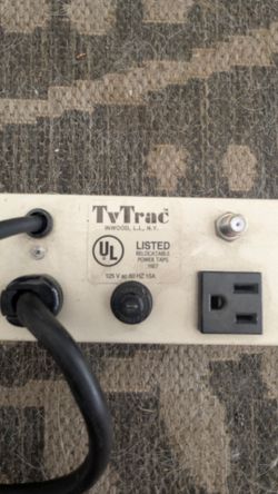 Vintage TvTrac 10-Outlet Power Strip Heavy Duty Relocatable Power Tap TESTED