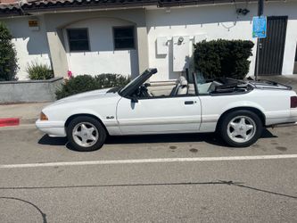 1992 Ford Mustang