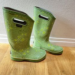 Bogs Batik Rain Boots Green Floral Women’s Sz 7 NEW