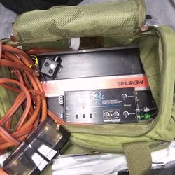 Car system with 12inch speakers brand new....And A Subwoofer 