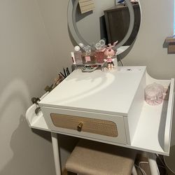 Vanity With Chair