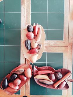 Carved Wood decorative fruit plates from Cameroon, Africa