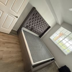 Bed Frame And Box 