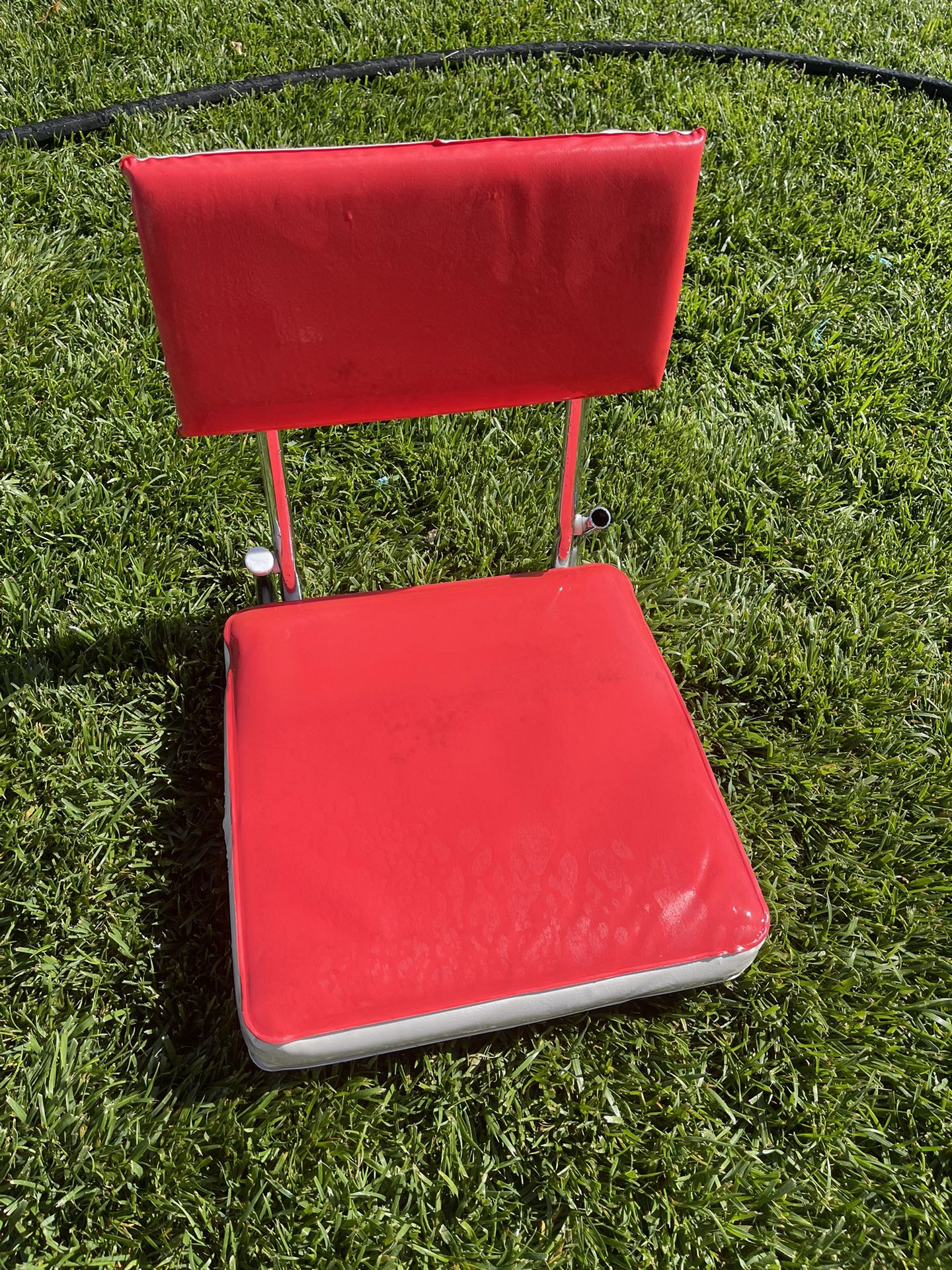 Red Fresno State Bench Foldable Seat