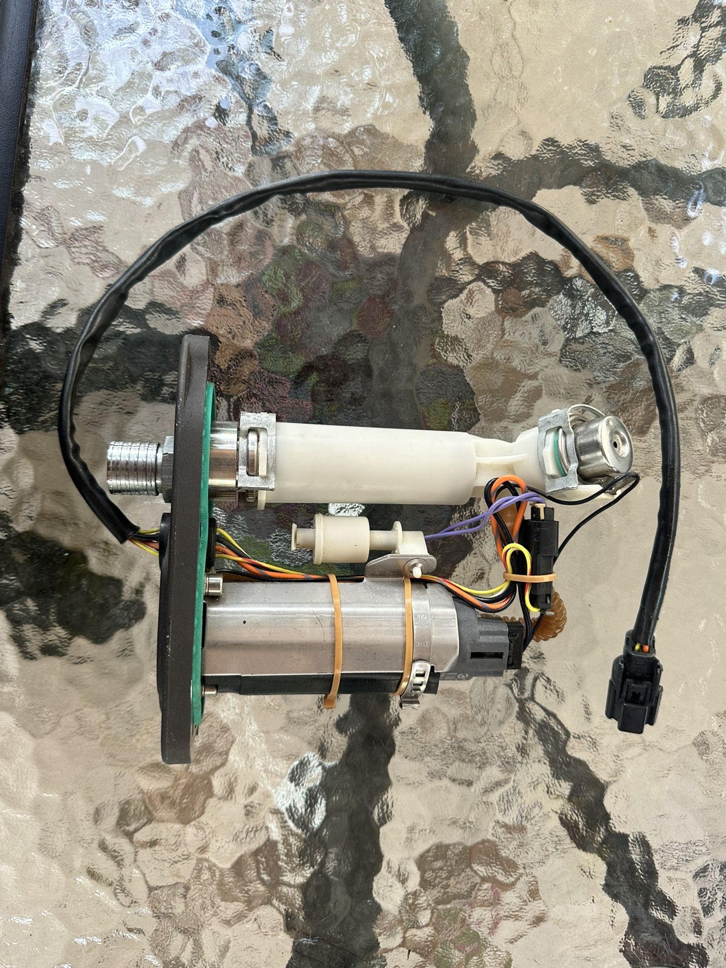 Harley Sportster Nightster Iron 48 EFI fuel pump 2007-2020 Factory OEM