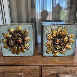 2-Metal Wall Decor Pictures