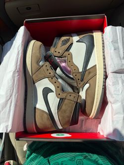 Travis Scott high tops mochas OG