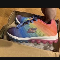 New Girls Size 1 Rainbow Sketchers 