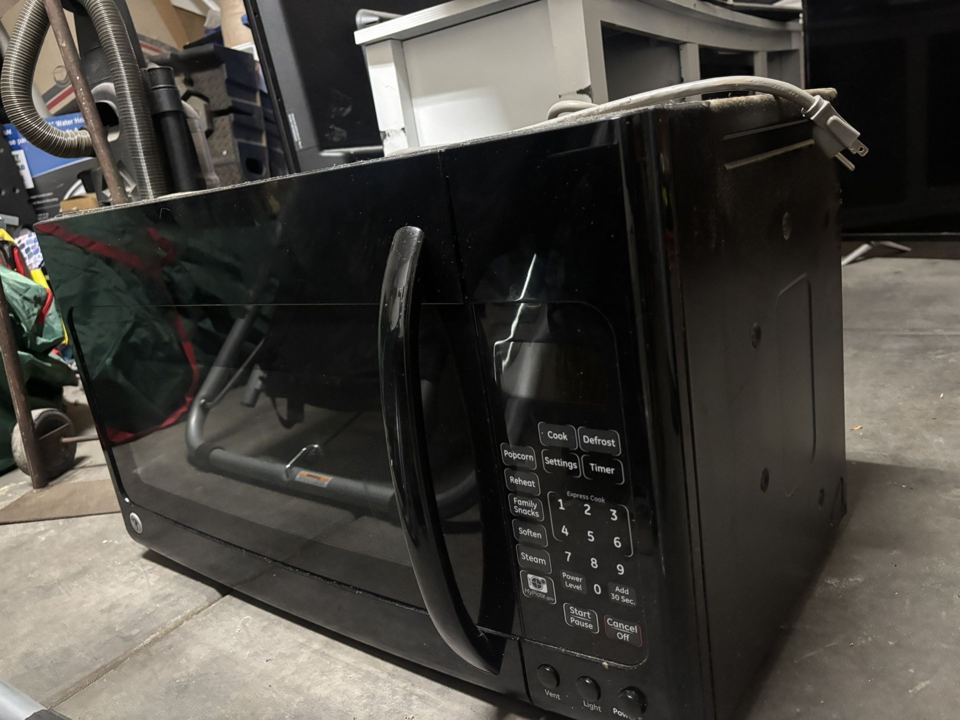 Microwave Doesn’t Work Might Just Need Fixing 