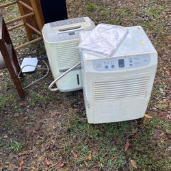 Dehumidifier 