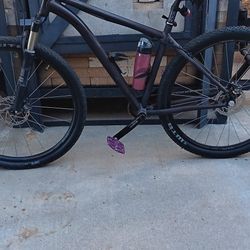Bike  Super Light  Mountain Bike  In Excellent Condition  Very  Expensive.  Pickup In Redlands 