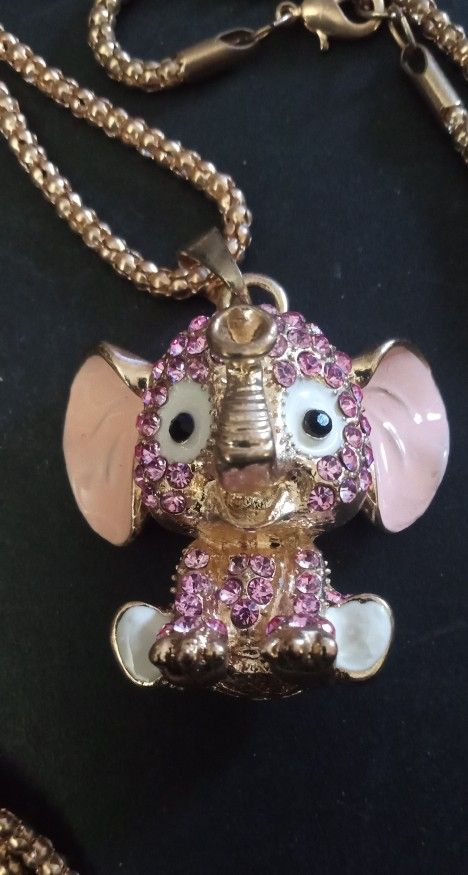 Cute Sparkling Pink Elephant BJ Necklace