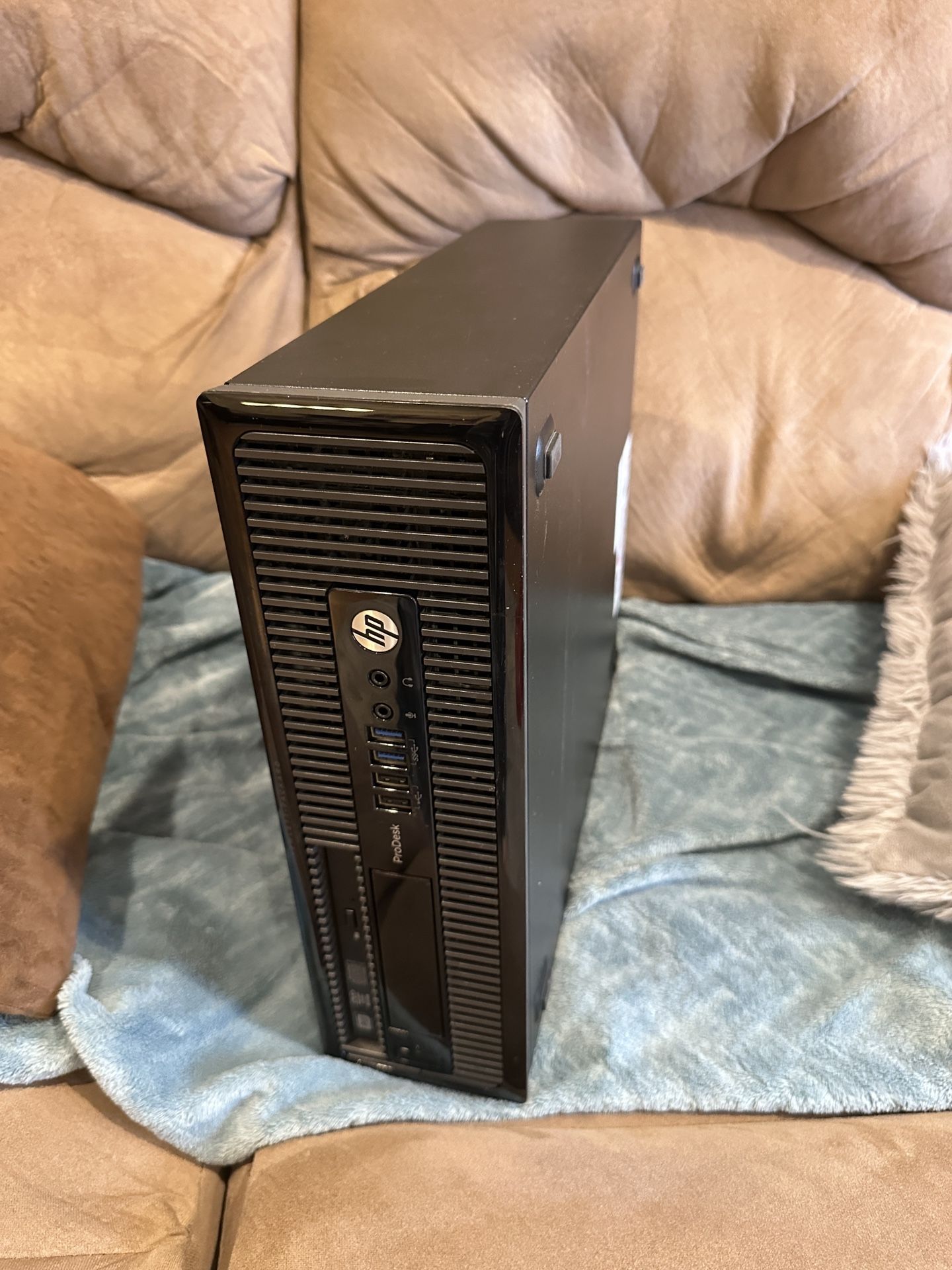 16 Gb RAM Desktop Computer Unit *Windows 11 *WiFi *SSD