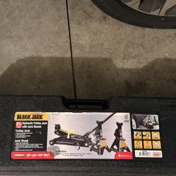 Torin Black Jack 2.25 Ton Hydraulic Trolley Jack 