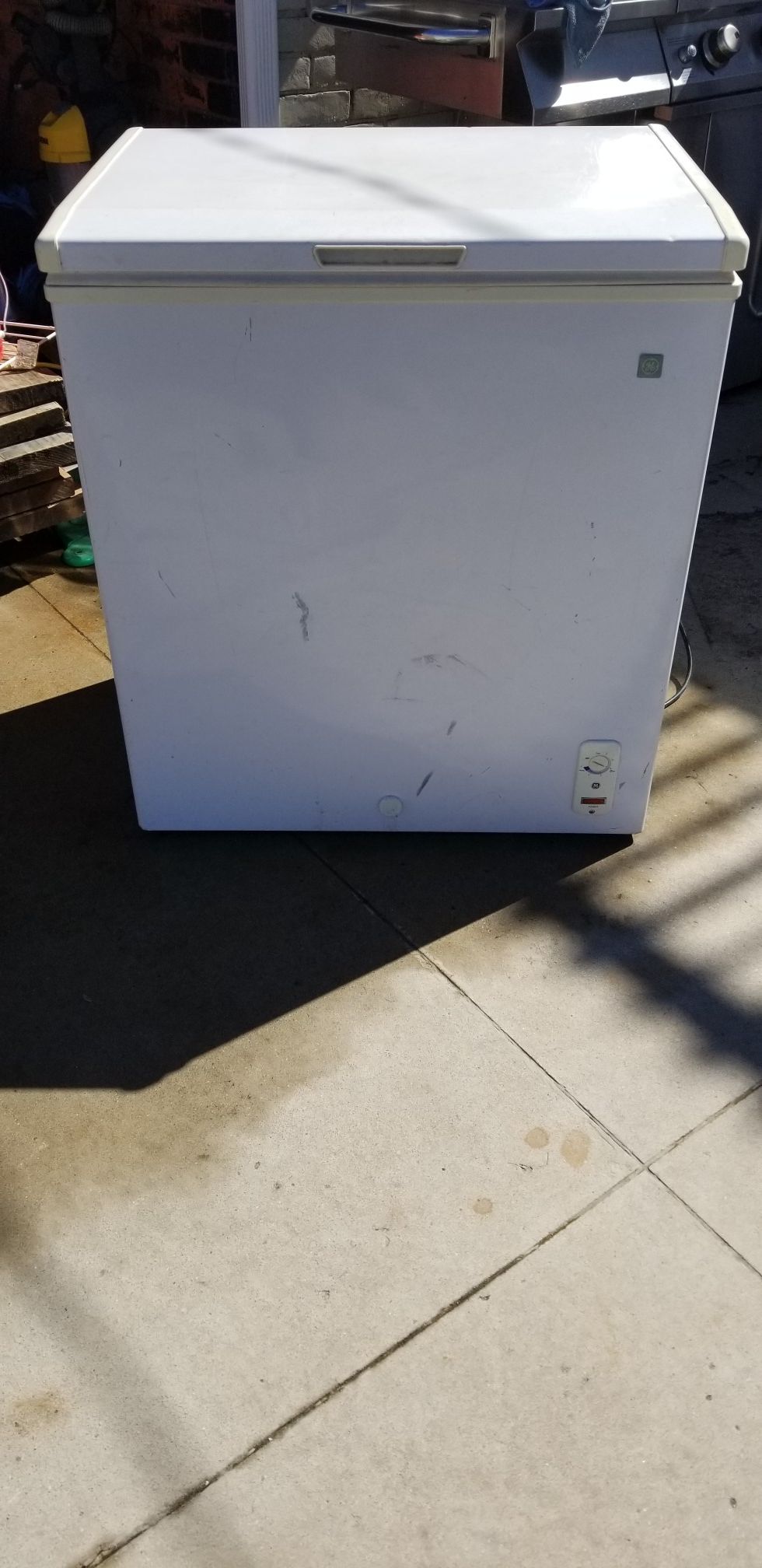 Freezer in good condition, has a couple of scratches.
